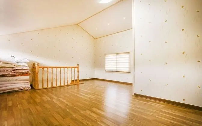 Oda (Twin Room 302 (Duplex))