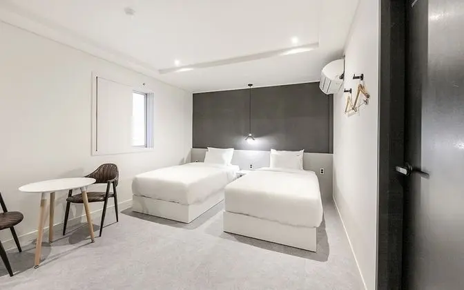 Oda (Deluxe Twin (Non-smoking in all rooms)