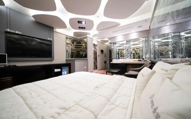 Oda (1st room 1st week - VIP Crystal (netf)