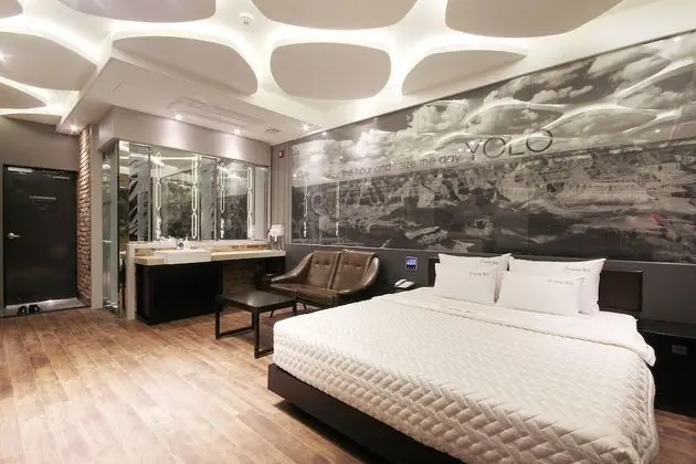 Oda (1st room 1st week - VIP Crystal (netf)