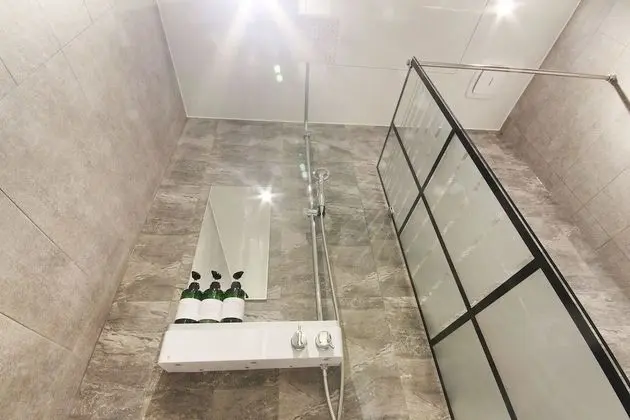 Oda (1st room 1st week - VIP n teak (netfl)