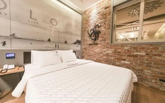 Oda (1st room 1st week - VIP n teak (netfl)