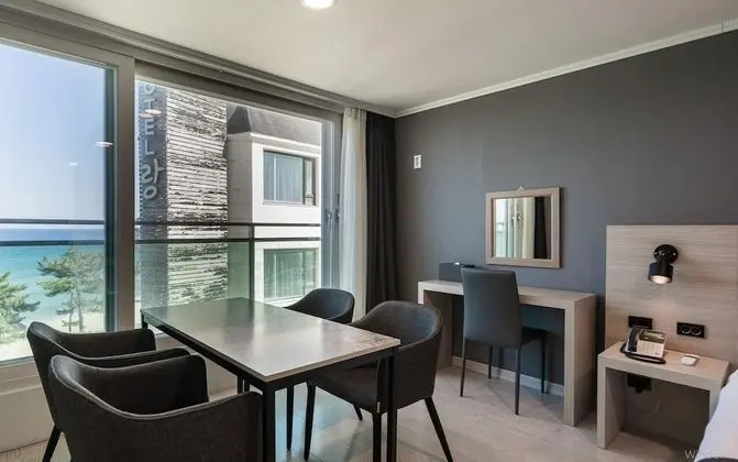 Family Üç Kişilik Oda, Kısmi Deniz Manzarası