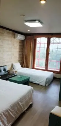 Basic İki Ayrı Yataklı Oda