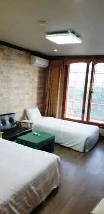 Basic İki Ayrı Yataklı Oda