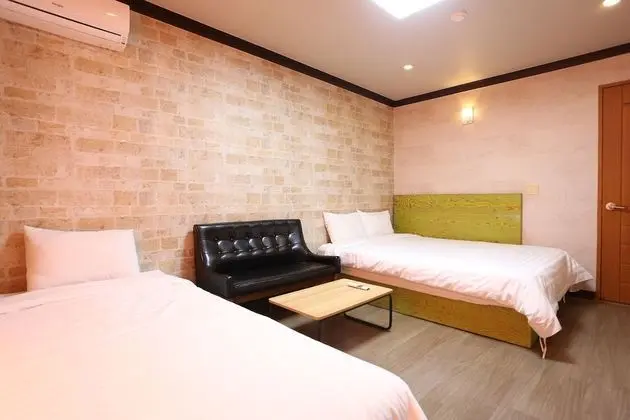 Basic İki Ayrı Yataklı Oda