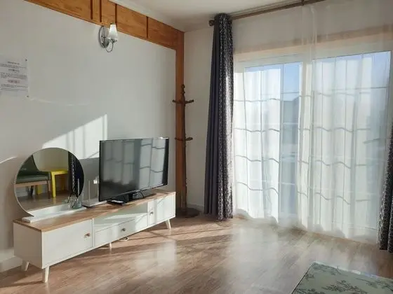 Basic Tek Büyük Yataklı Oda