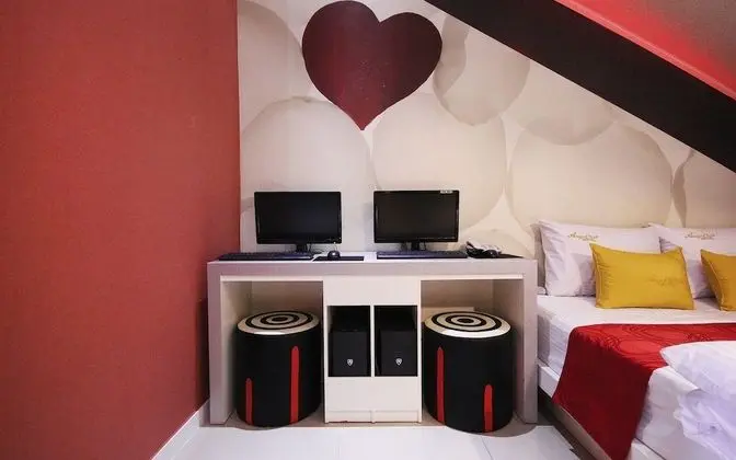 Oda (Special Room MOVIE - Movie Room (Netf)