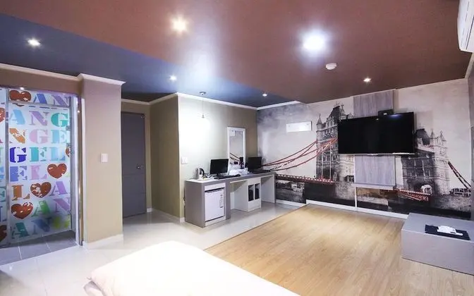 Oda (Special Room MOVIE - Movie Room (Netf)