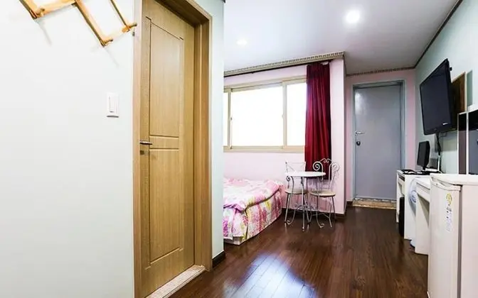 Oda (Special Room 105)