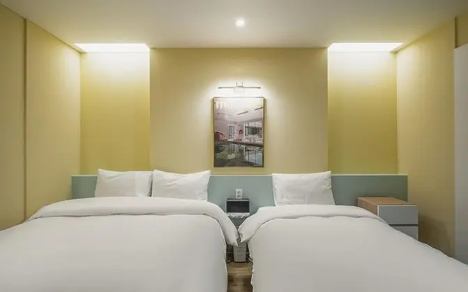 Oda (Deluxe twin (Netflix & Wave viewing a)