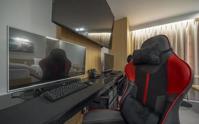 Oda (Deluxe twin (Netflix & Wave viewing a)