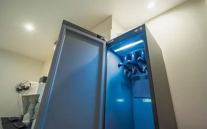 Oda (Special room (Netflix & Wave availabl)