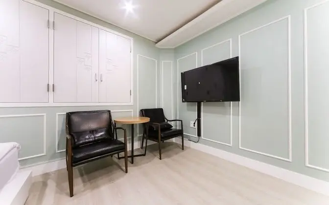 Oda (Deluxe room (unlimited use of Disney+)