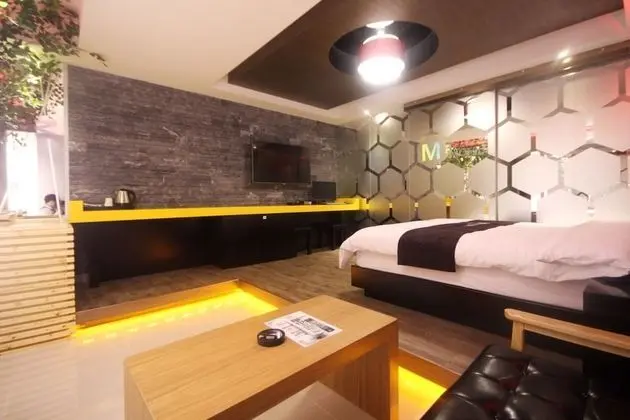 Oda (Special Room)