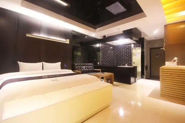 Oda (Special Room)