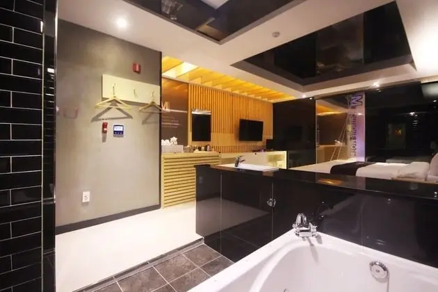 Oda (Special Room)