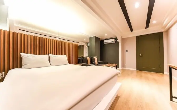 Oda (Special Room)