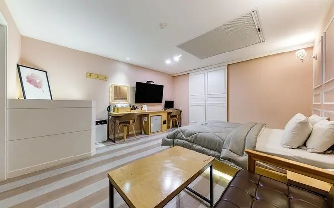 Oda (Unlimited OTT - Business Room (OTT Se)
