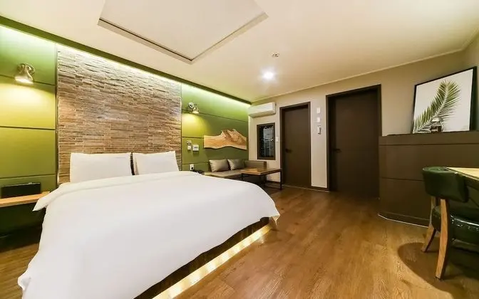 Oda (Unlimited OTT - Business Room (OTT Se)
