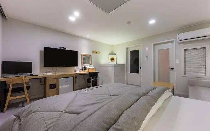 Oda (Unlimited OTT - Massage Bed Room (OTT)