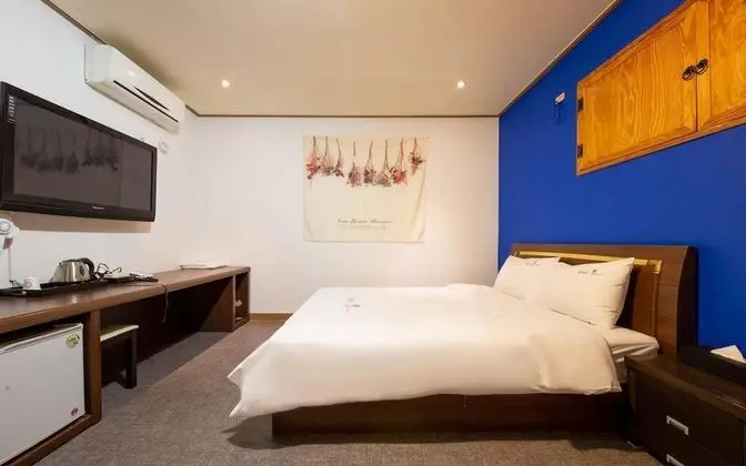 Oda (Special Room (Netflix))