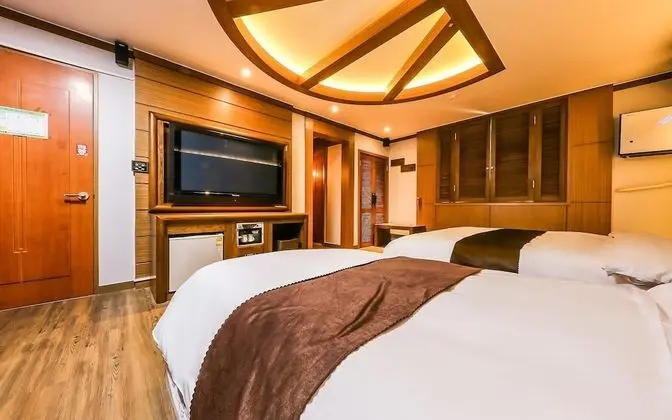 Oda (VIP (32-inch no-hard PC styler availa)