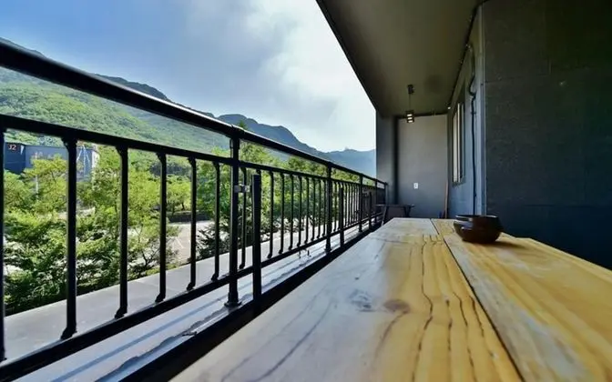 Oda (Room 202-89)