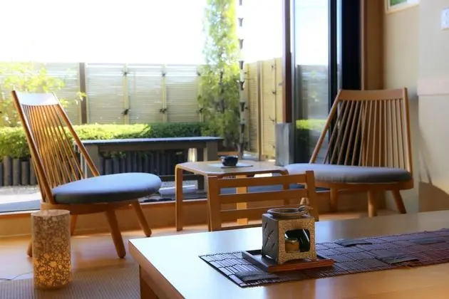 Traditional Oda (Japanese Style, Up to 6 People)