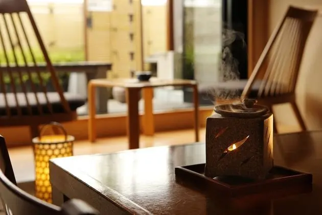 Traditional Oda (Japanese Style, Up to 6 People)