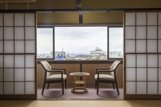 Traditional Oda, Ortak Banyo (Japanese Style with Private Toilet)