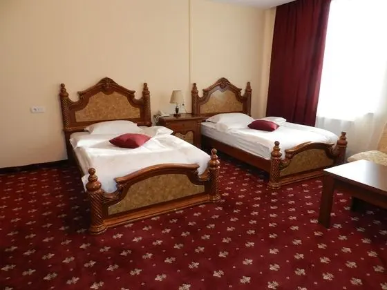 Luxury İki Ayrı Yataklı Oda