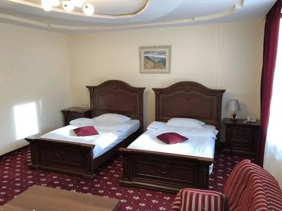 Luxury İki Ayrı Yataklı Oda