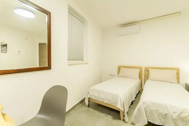Family Apart Daire, Birden Çok Yatak, 2 Banyolu (Gzira Central Bright & Modern 2 bdr)
