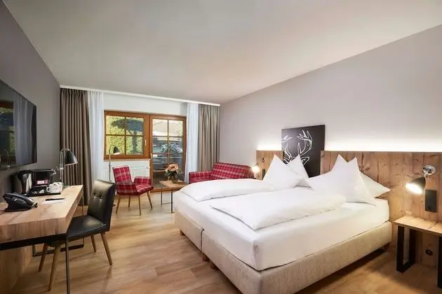 Deluxe Tek Büyük Yataklı Oda