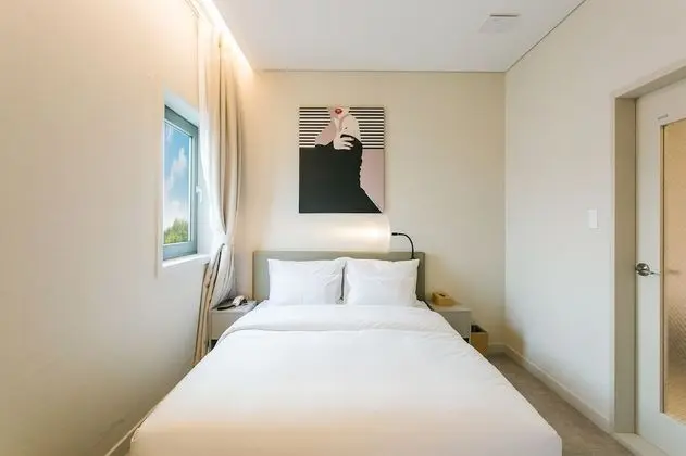 Deluxe Tek Büyük Yataklı Oda (Breakfast Included)