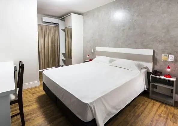 Standard Tek Büyük Yataklı Oda