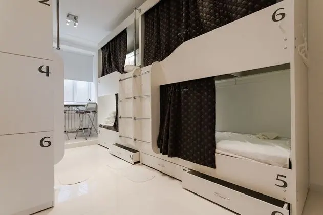 Business Ortak Ranzalı Oda, 1 Tek Kişilik Yatak (6  beds)