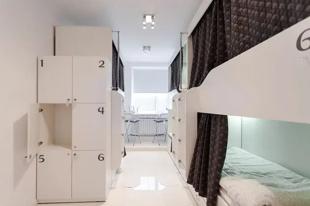 Business Ortak Ranzalı Oda, 1 Tek Kişilik Yatak (6  beds)