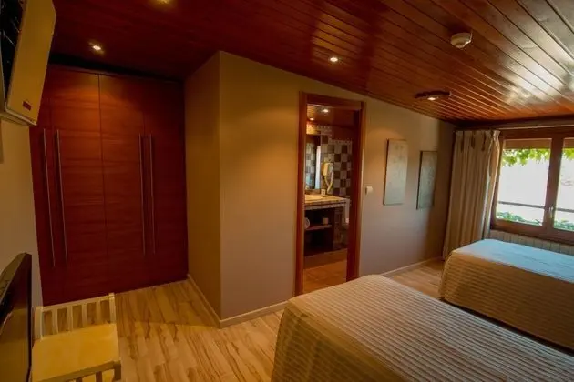 Tek Büyük veya İki Ayrı Yataklı Oda