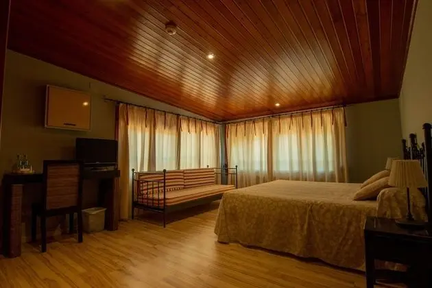 Tek Büyük veya İki Ayrı Yataklı Oda