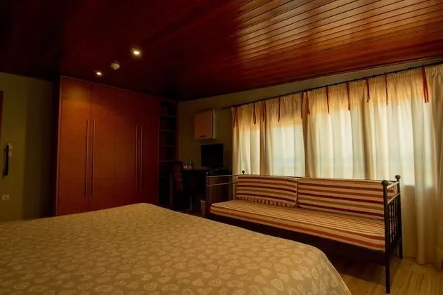 Tek Büyük veya İki Ayrı Yataklı Oda