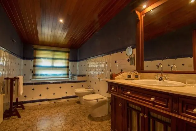 Tek Büyük veya İki Ayrı Yataklı Oda