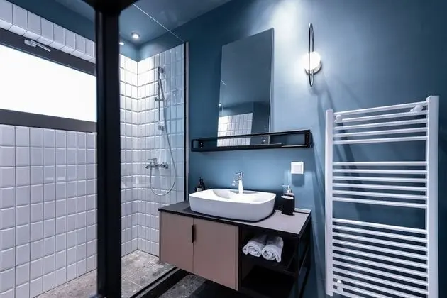 Apart Daire, 2 Yatak Odası (Blue and Peach, Free Parking)