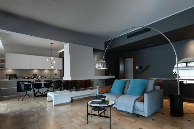 Apart Daire, 2 Yatak Odası (Grey and White, Free Parking)