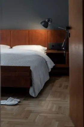 Apart Daire, 2 Yatak Odası (Grey and White, Free Parking)