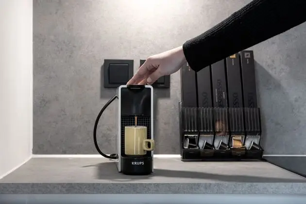 Apart Daire, 2 Yatak Odası (Grey and White, Free Parking)