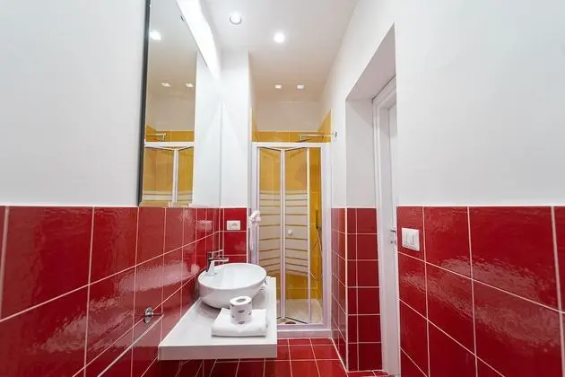 Basic Tek Büyük Yataklı Oda, Şehir Manzaralı