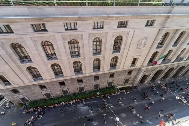 Junior Süit, Şehir Manzaralı