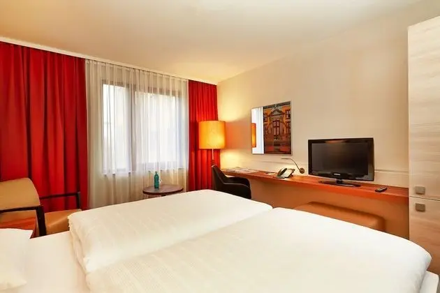 Comfort Tek Büyük Yataklı Oda